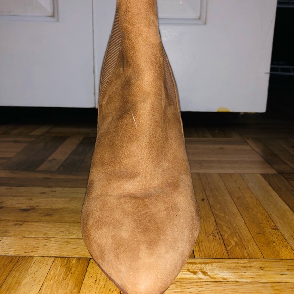 Boots heels - Picture 2 of 4